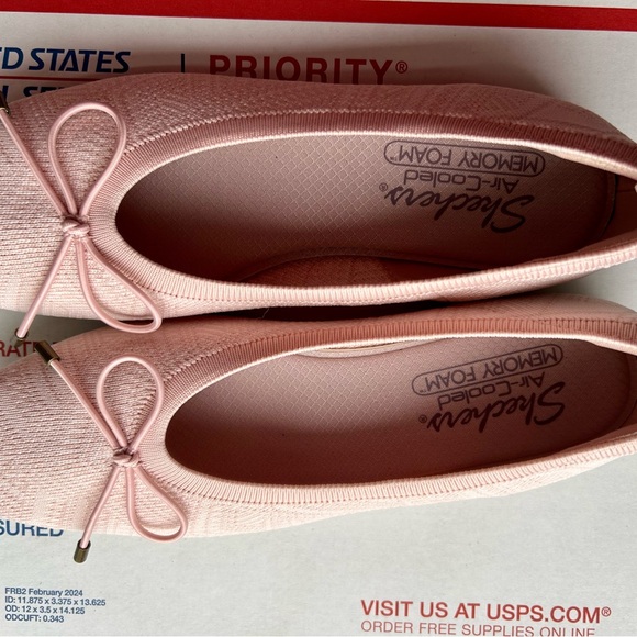 Skechers Air-Cooled Memory foam Pink Women's Flats Size 8.5 - Picture 5 of 9